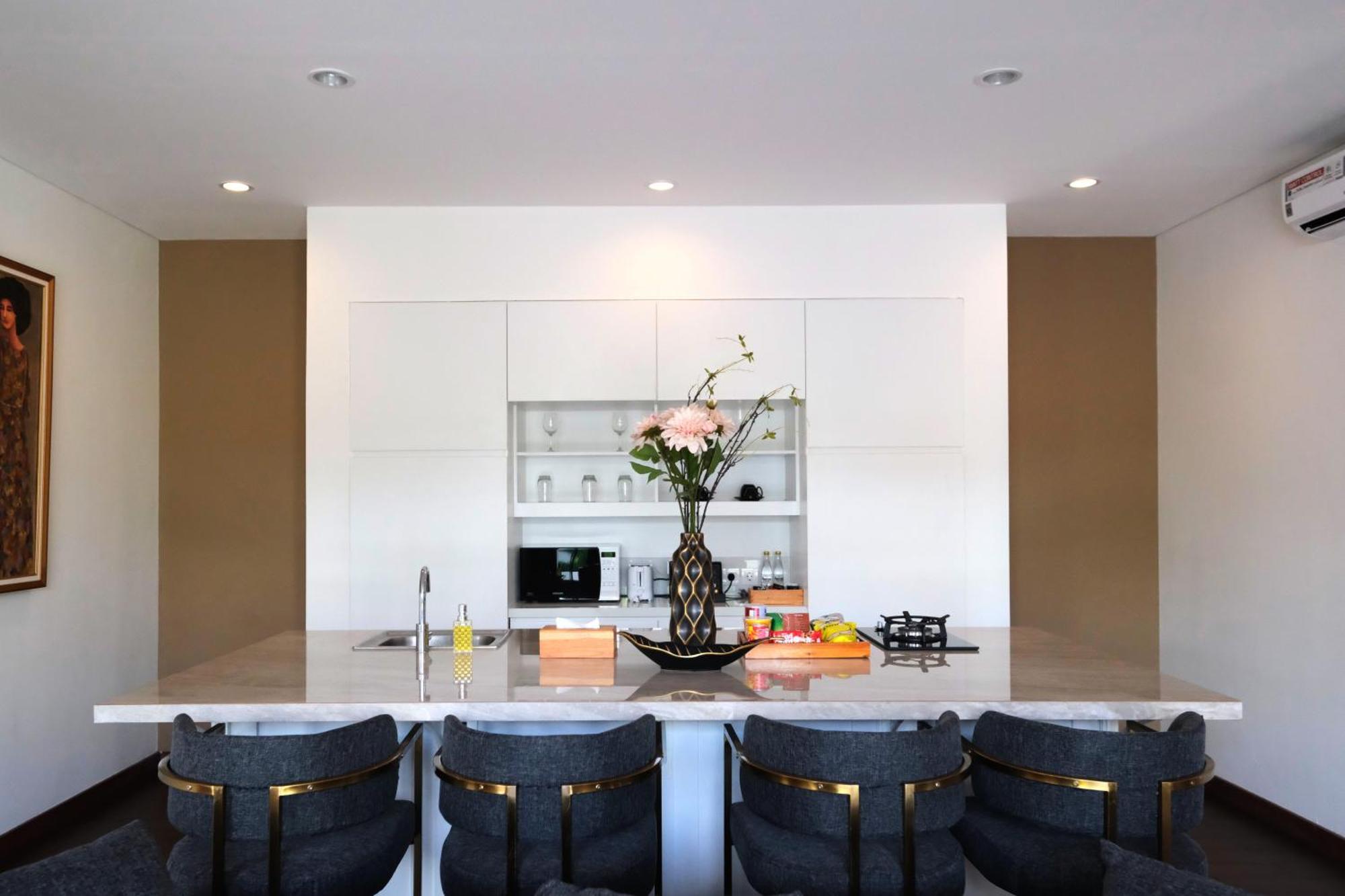 The Claremont Luxury Villas 세미냑 외부 사진